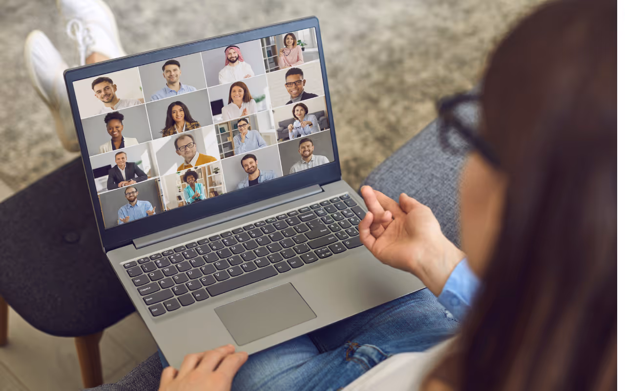 JotMe — 5 meilleures applications pour traduire en direct de l'anglais vers le portugais pour des événements multilingues [2026]